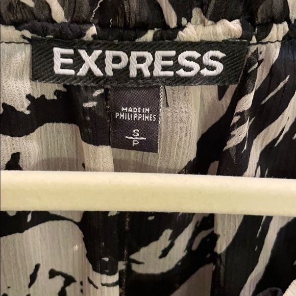 Black and Tan Blouse - Picture 5 of 7